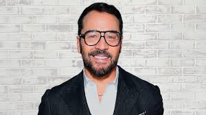 From the Stage to the Silver Screen: Jeremy Piven’s Acting Prowess post thumbnail image