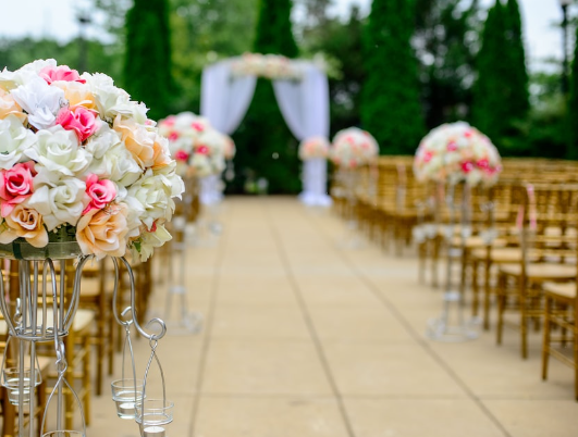 Creating the Perfect Ambiance: Selecting a Light Wedding Venue for Your Big Day post thumbnail image